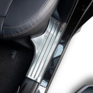 Torres Kapı Eşiği Koruma Kaplaması (Siyah ve Gümüş)