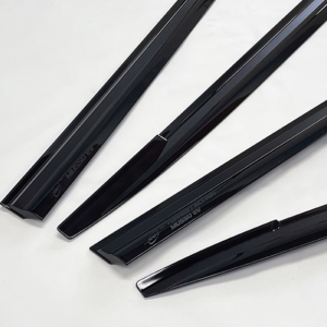 Musso EV – Siyah Cam Rüzgarlığı